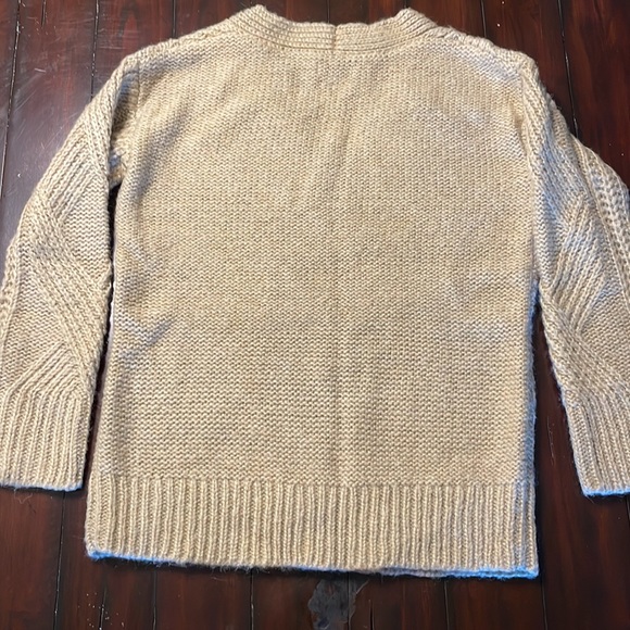 Beautiful tan women’s size small cable, stitch sweater - Picture 3 of 3
